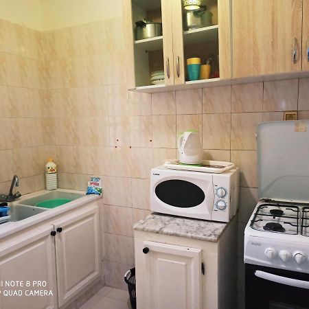 Apartment Tunis 1 Near Airport Ariana Luaran gambar