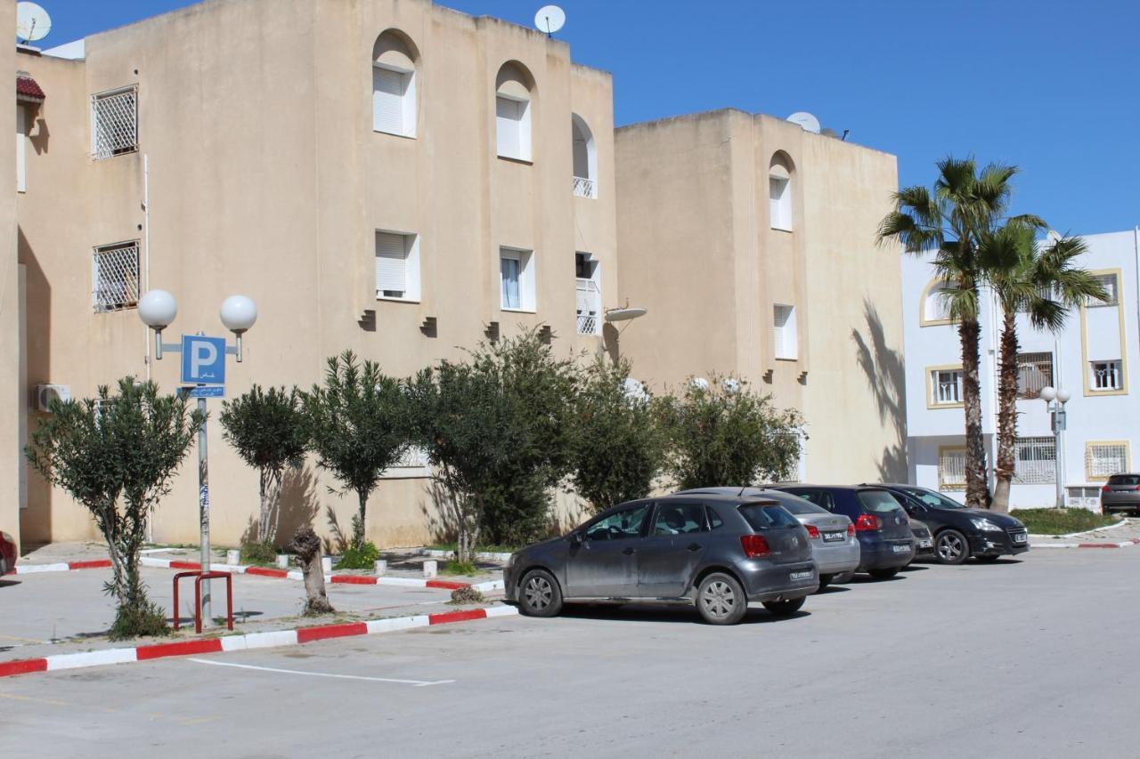 Apartment Tunis 1 Near Airport Ariana Luaran gambar